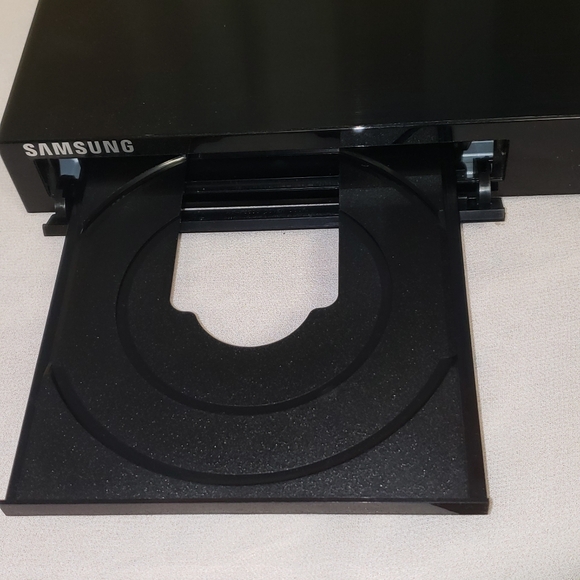 Samsung dvd player - Picture 12 of 13